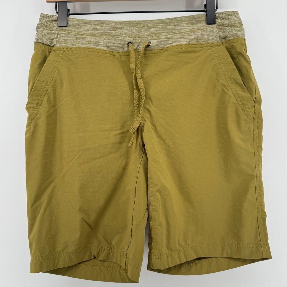 Duluth Armachillo Cooling 10" Shorts Green Women 8 Pockets Stretch Nylon Casual